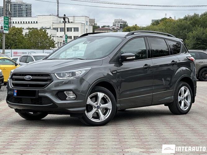 Ford Kuga 2019 doar la InterAuto