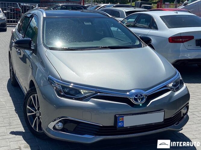 toyota Auris 2015