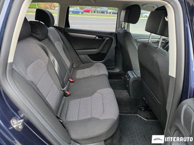 Volkswagen Passat 37 volkswagen Passat 2010