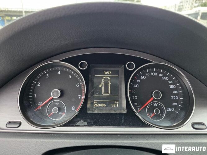 Volkswagen Passat 34 volkswagen Passat 2010