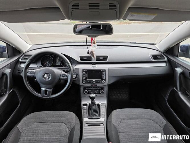 Volkswagen Passat 35 volkswagen Passat 2010