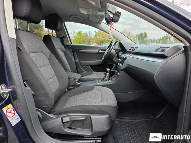 Volkswagen Passat 36 volkswagen Passat 2010