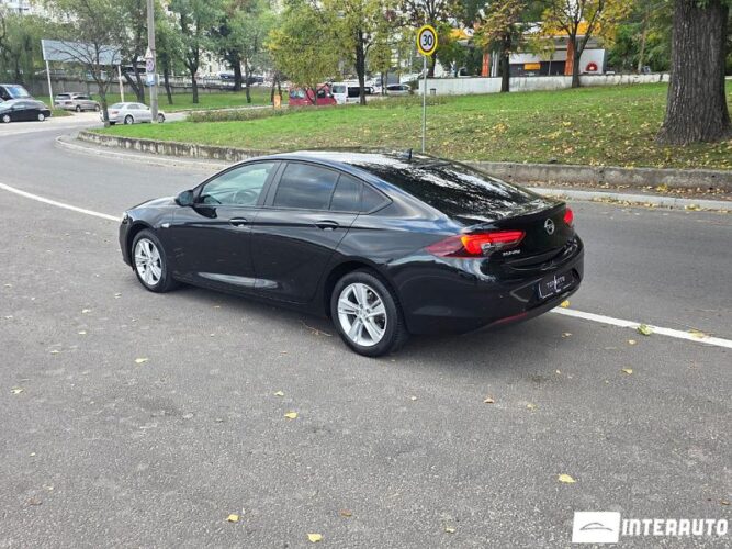 Opel Insignia 34 opel Insignia 2020