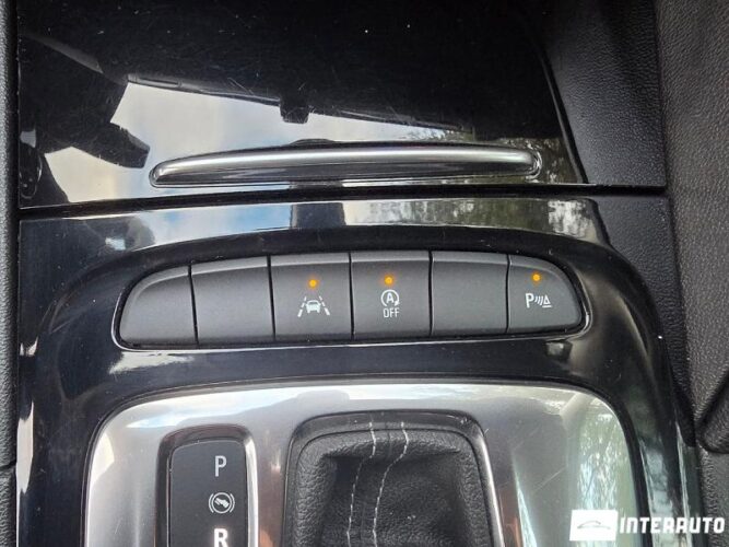 Opel Insignia 40 opel Insignia 2020