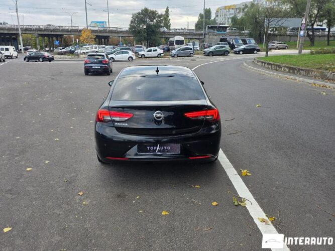 Opel Insignia 33 opel Insignia 2020