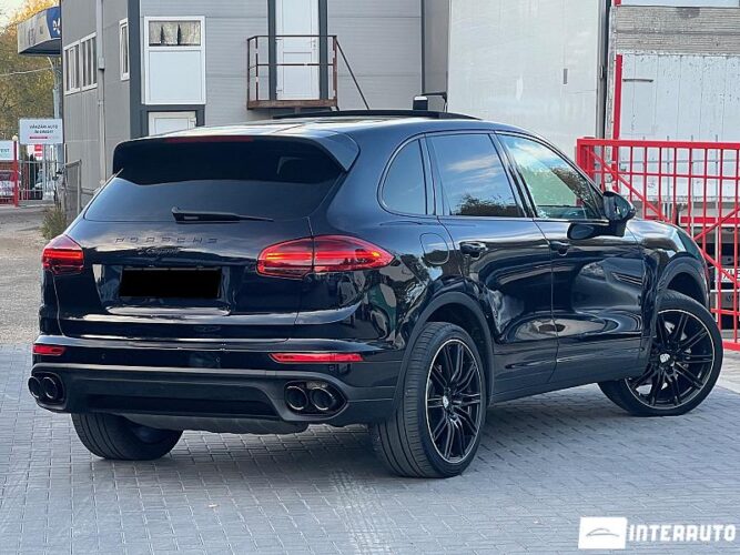 porsche Cayenne 2015