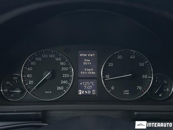 Mercedes C 180 35 mercedes C 180 2005