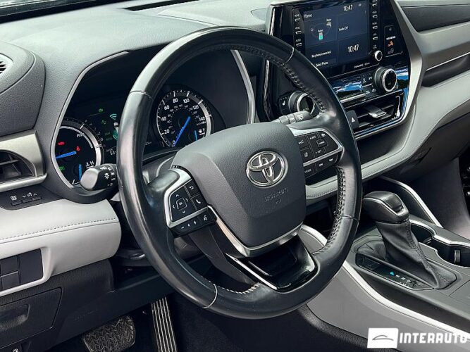 toyota Highlander 2020
