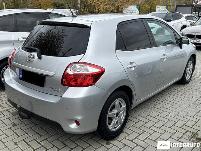 toyota Auris 2012
