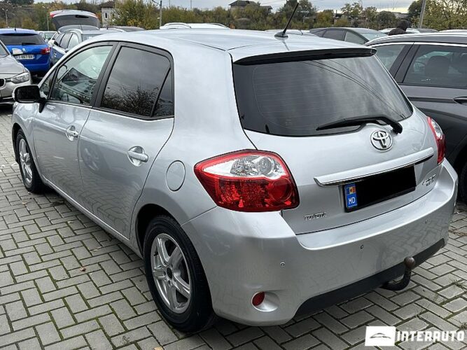 toyota Auris 2012