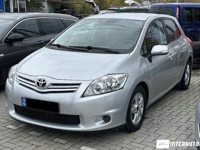 toyota Auris 2012
