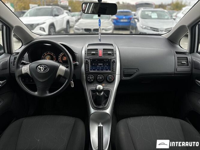toyota Auris 2012