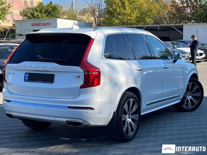 volvo XC 90 2020