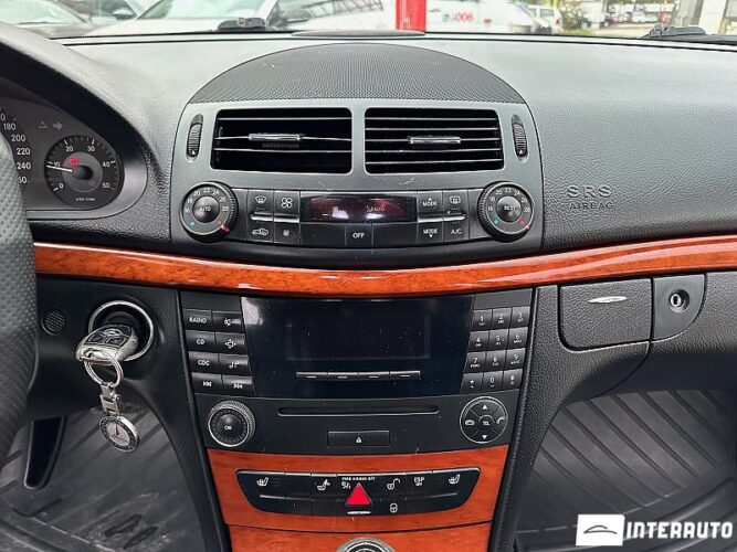 Mercedes E 220 39 mercedes E 220 2007