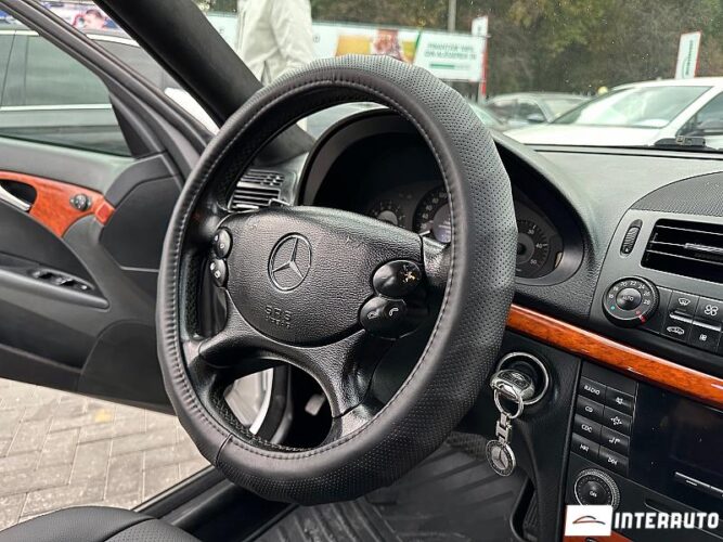 Mercedes E 220 36 mercedes E 220 2007