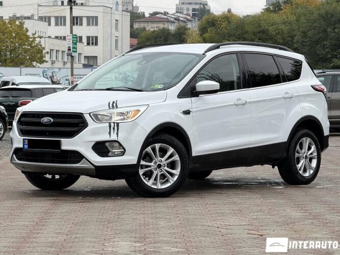 Ford Escape 2018 doar la InterAuto