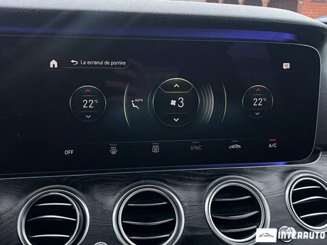 Mercedes E 220 43 mercedes E 220 2020