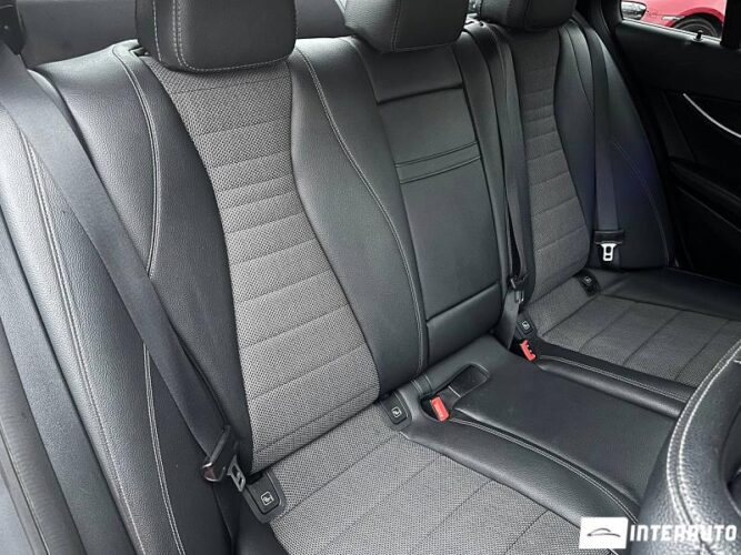 Mercedes E 220 48 mercedes E 220 2020