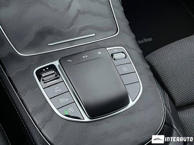 Mercedes E 220 45 mercedes E 220 2020