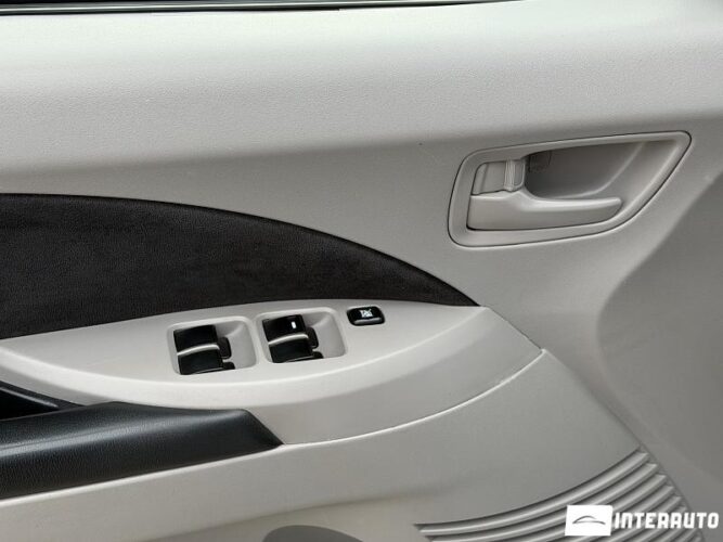 mitsubishi Grandis 2005