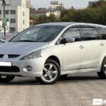 Mitsubishi Grandis 2005