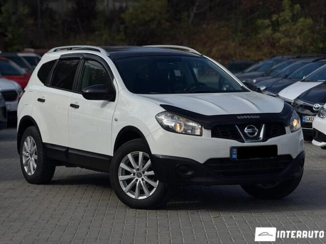 Nissan Qashqai+2 2010 doar la InterAuto