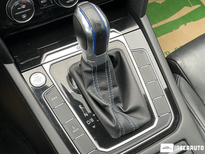 volkswagen Passat GTE 2015