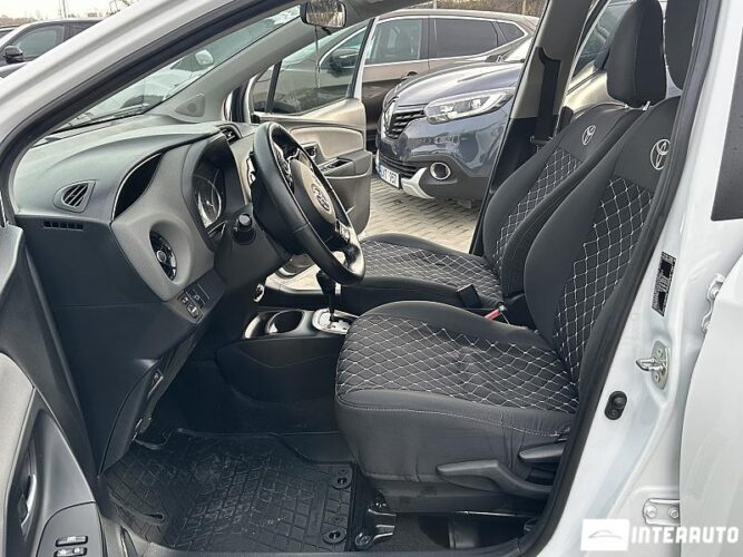 toyota Yaris 2019