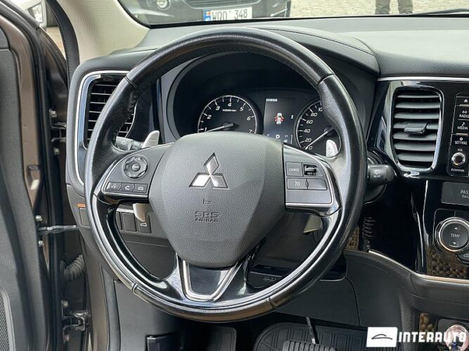 mitsubishi Outlander 2017