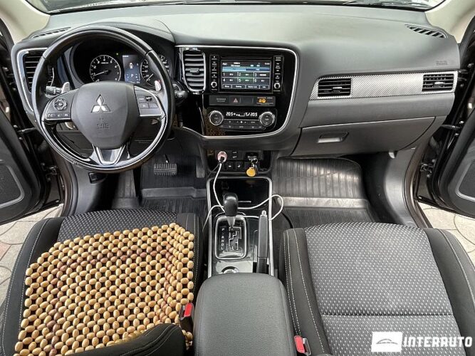 mitsubishi Outlander 2017