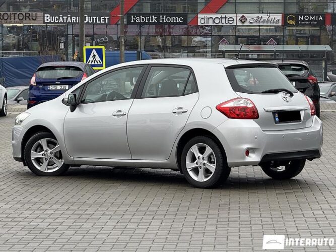 toyota Auris 2012
