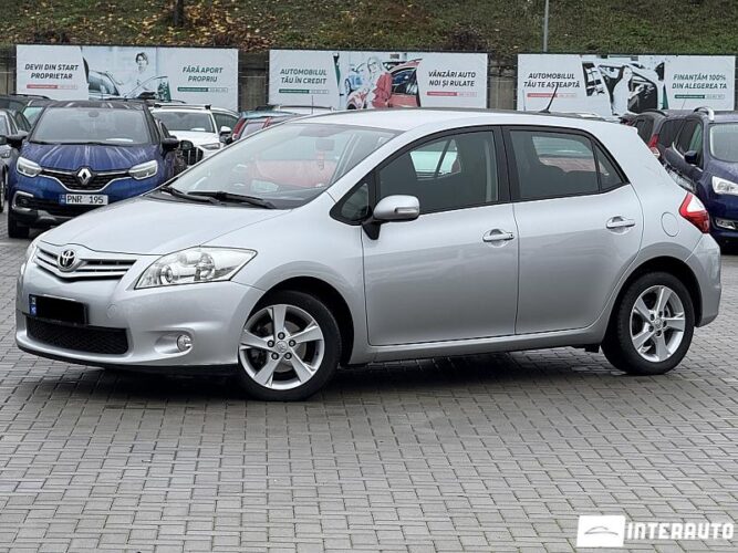 toyota Auris 2012