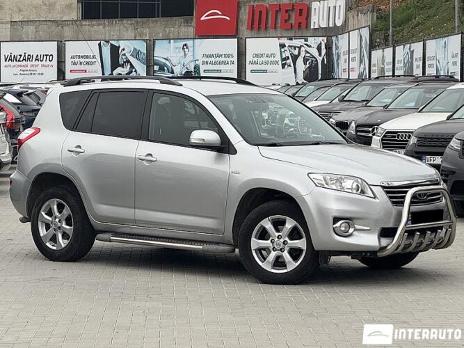 Toyota Rav-4 2010 doar la InterAuto