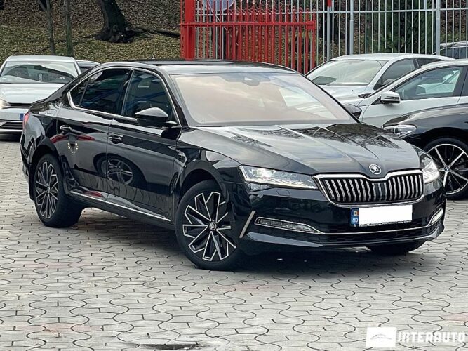 Skoda Superb 2023 doar la InterAuto