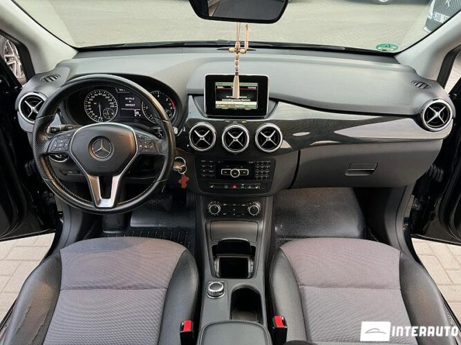 mercedes B 180 2014