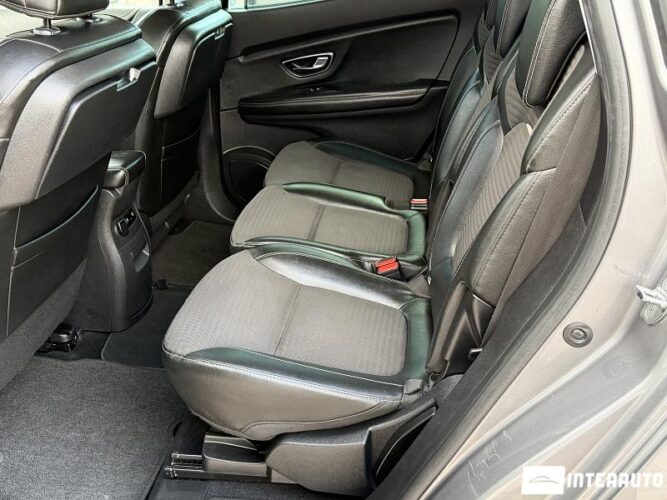 renault Grand Scenic 2016