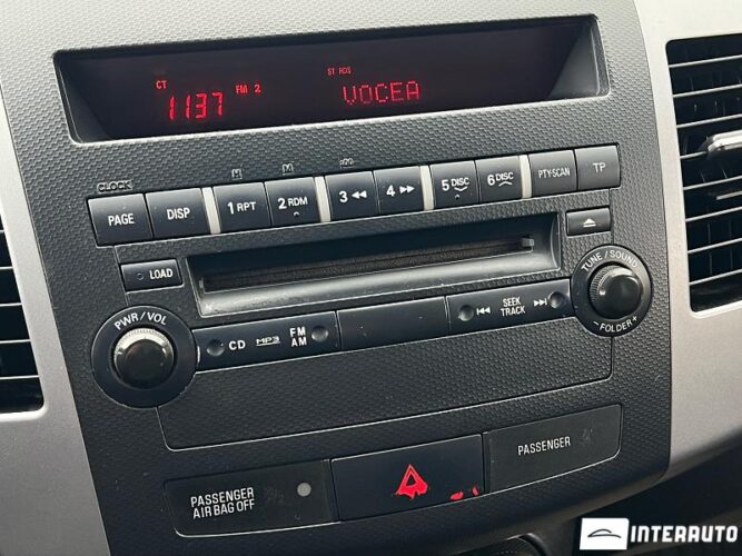 mitsubishi Outlander XL 2011