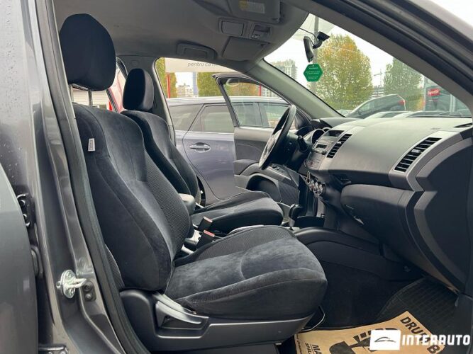 mitsubishi Outlander XL 2011