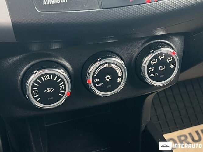 mitsubishi Outlander XL 2011