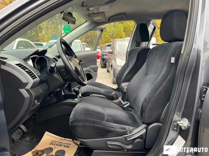 mitsubishi Outlander XL 2011