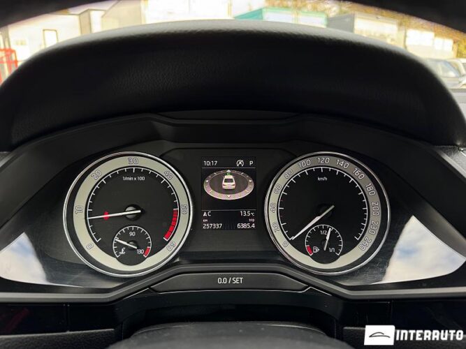 Skoda Superb 39 skoda Superb 2016