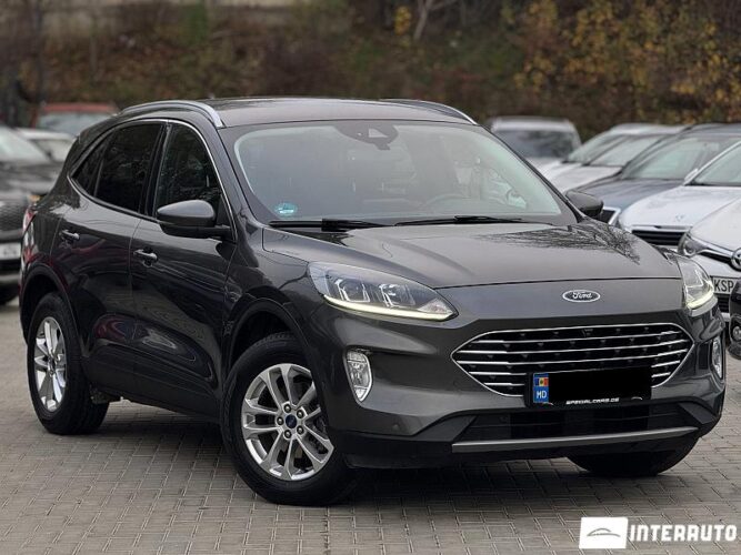 Ford Kuga 2021 doar la InterAuto
