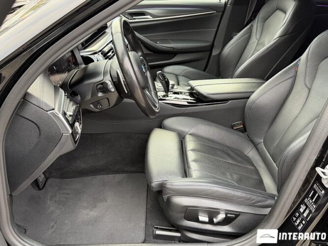 BMW 520 44 bmw 520 2020