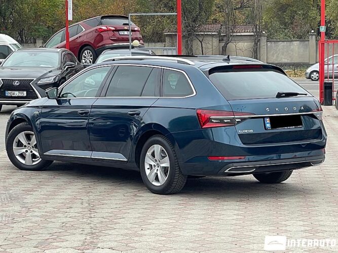 Skoda Superb 33 skoda Superb 2020