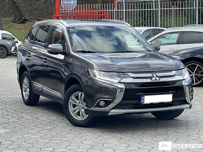 Mitsubishi Outlander 2017 doar la InterAuto