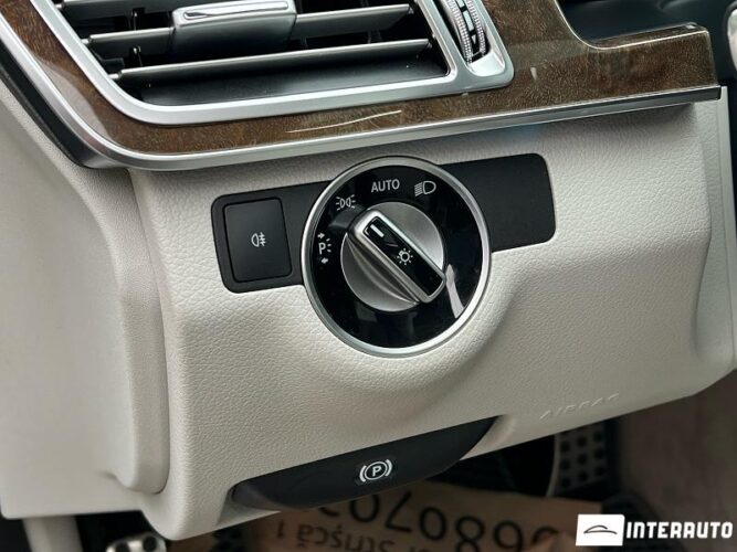 Mercedes E 250 46 mercedes E 250 2015