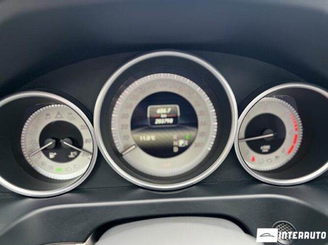 Mercedes E 250 52 mercedes E 250 2015