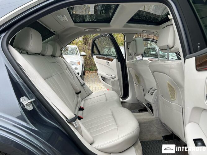 Mercedes E 250 59 mercedes E 250 2015