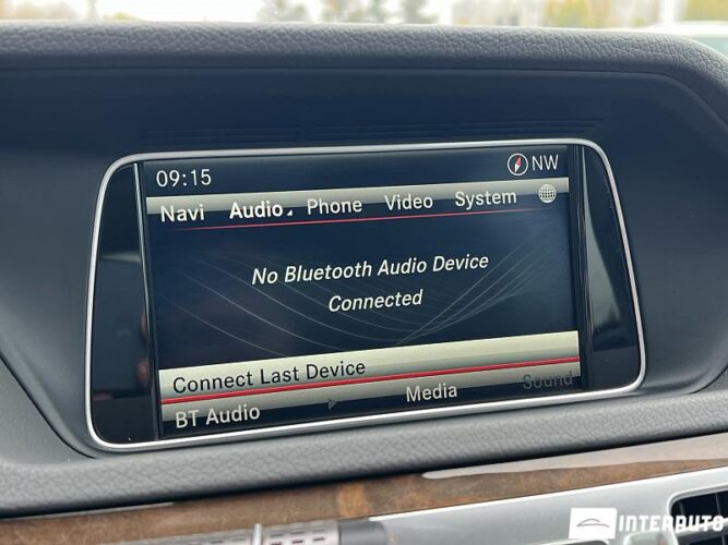 Mercedes E 250 54 mercedes E 250 2015