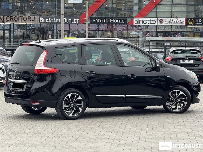 renault Grand Scenic 2015